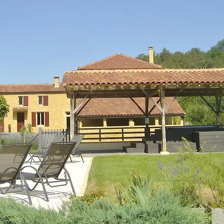 Domaine Du Champ De L'hoste Pensión