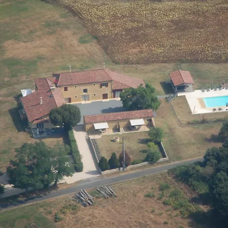 Domaine Du Champ De L'hoste 4*