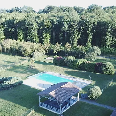 게스트하우스 Domaine Du Champ De L'hoste