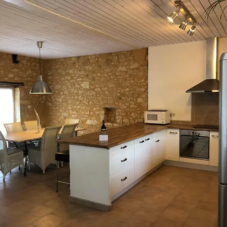 Domaine Du Champ De L'hoste 4*