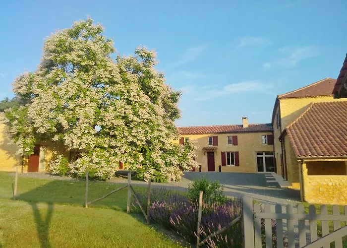 Domaine Du Champ De L'hoste Penzion